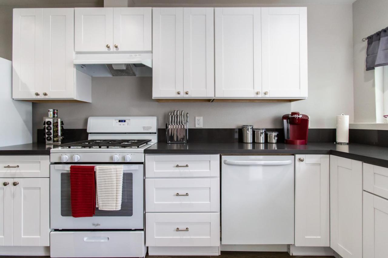 Long Beach Duplex King Bed Pet Friendly Nurses Surgeon Business Travelers Near St Marys Medical Center & Downtown Dış mekan fotoğraf